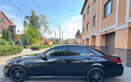 Mercedes-Benz E-Класс, 2015 год, 1 750 000 рублей, 25 фотография