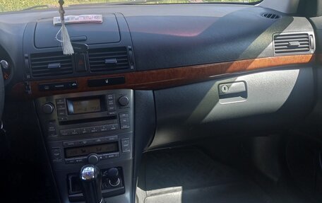 Toyota Avensis III рестайлинг, 2007 год, 780 000 рублей, 2 фотография