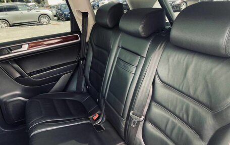 Volkswagen Touareg III, 2011 год, 2 050 000 рублей, 15 фотография
