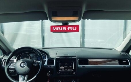 Volkswagen Touareg III, 2011 год, 2 050 000 рублей, 11 фотография