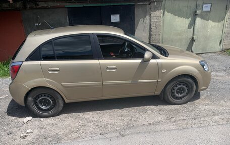 KIA Rio II, 2011 год, 550 000 рублей, 2 фотография