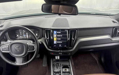 Volvo XC60 II, 2021 год, 3 427 900 рублей, 9 фотография