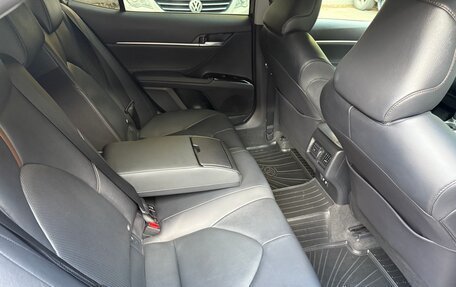 Toyota Camry, 2020 год, 3 000 000 рублей, 6 фотография