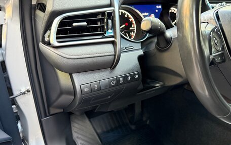Toyota Camry, 2020 год, 3 000 000 рублей, 12 фотография