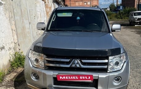 Mitsubishi Pajero IV, 2008 год, 1 600 000 рублей, 3 фотография