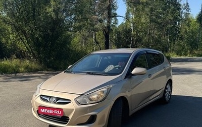 Hyundai Solaris II рестайлинг, 2011 год, 820 000 рублей, 1 фотография