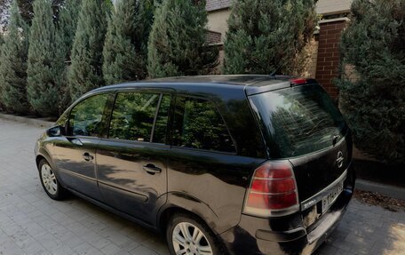 Opel Zafira B, 2008 год, 520 000 рублей, 2 фотография