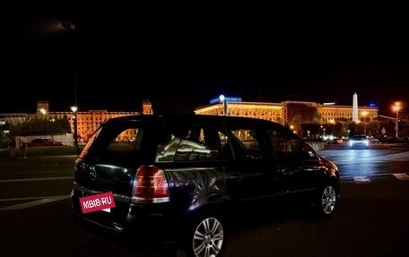 Opel Zafira B, 2008 год, 520 000 рублей, 14 фотография