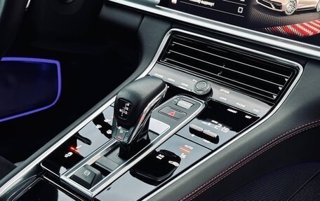Porsche Panamera II рестайлинг, 2022 год, 17 800 000 рублей, 8 фотография