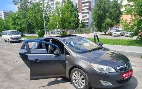 Opel Astra J, 2011 год, 740 000 рублей, 14 фотография