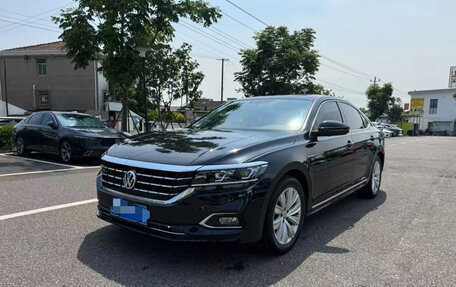 Volkswagen Passat B8 рестайлинг, 2021 год, 1 810 000 рублей, 1 фотография