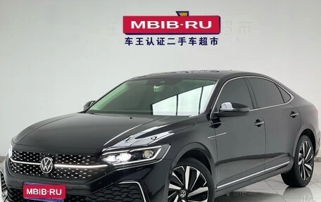 Volkswagen Passat B8 рестайлинг, 2021 год, 2 010 000 рублей, 1 фотография
