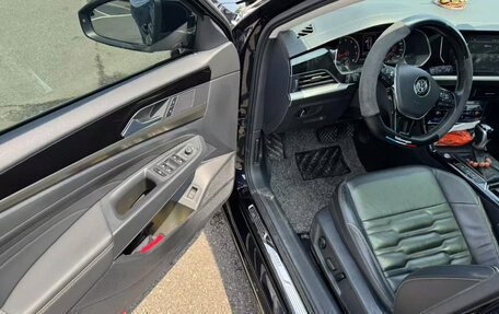 Volkswagen Passat B8 рестайлинг, 2021 год, 1 810 000 рублей, 14 фотография