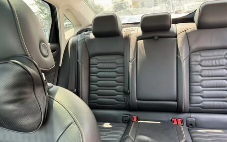 Volkswagen Passat B8 рестайлинг, 2021 год, 1 810 000 рублей, 10 фотография