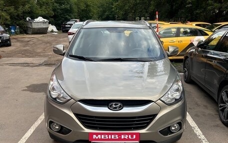 Hyundai ix35 I рестайлинг, 2010 год, 1 150 000 рублей, 2 фотография
