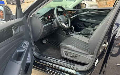 Volkswagen Passat B8 рестайлинг, 2021 год, 2 107 500 рублей, 10 фотография