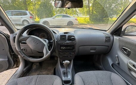 Hyundai Accent II, 2005 год, 290 000 рублей, 2 фотография