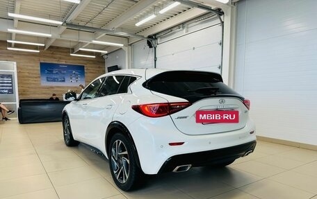 Infiniti Q30, 2019 год, 2 799 900 рублей, 4 фотография
