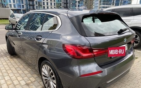 BMW 1 серия, 2019 год, 2 250 000 рублей, 7 фотография