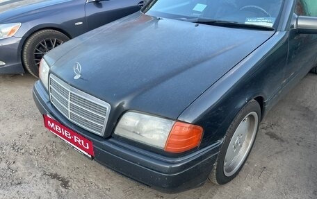 Mercedes-Benz C-Класс, 1996 год, 450 000 рублей, 4 фотография