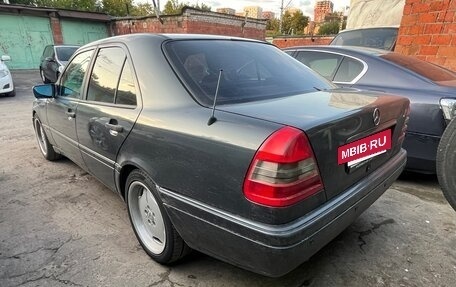 Mercedes-Benz C-Класс, 1996 год, 450 000 рублей, 8 фотография