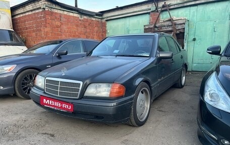 Mercedes-Benz C-Класс, 1996 год, 450 000 рублей, 3 фотография