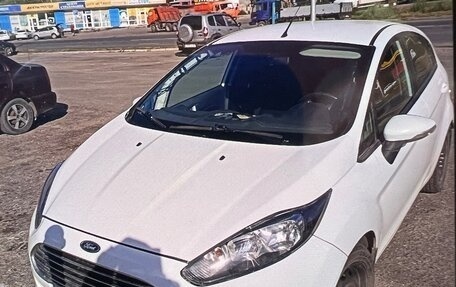 Ford Fiesta, 2016 год, 890 000 рублей, 2 фотография