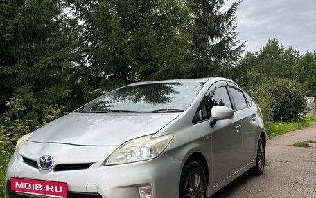 Toyota Prius, 2012 год, 1 100 000 рублей, 4 фотография