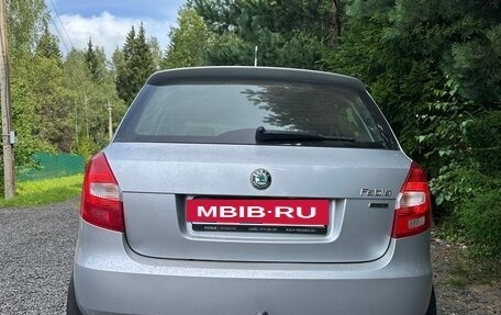 Skoda Fabia II, 2011 год, 730 000 рублей, 3 фотография