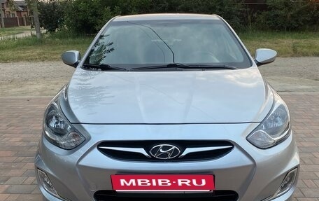 Hyundai Solaris II рестайлинг, 2011 год, 685 000 рублей, 5 фотография