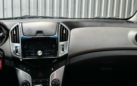 Chevrolet Cruze II, 2013 год, 919 900 рублей, 16 фотография