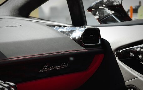 Lamborghini Huracán, 2014 год, 16 900 000 рублей, 11 фотография