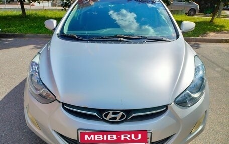 Hyundai Elantra V, 2012 год, 580 000 рублей, 4 фотография