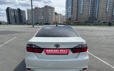 Toyota Camry, 2015 год, 1 900 000 рублей, 5 фотография