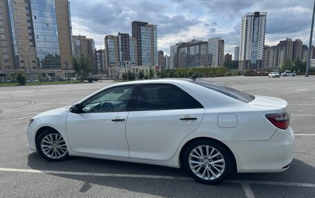Toyota Camry, 2015 год, 1 900 000 рублей, 7 фотография