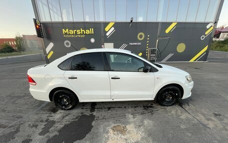 Volkswagen Polo VI (EU Market), 2016 год, 800 000 рублей, 3 фотография