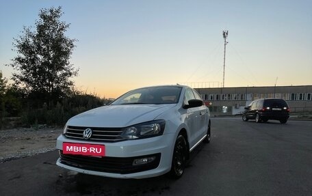 Volkswagen Polo VI (EU Market), 2016 год, 800 000 рублей, 4 фотография