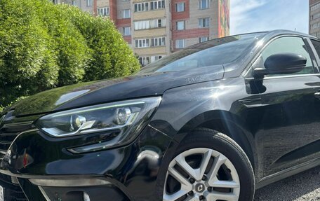 Renault Megane IV, 2018 год, 1 350 000 рублей, 2 фотография