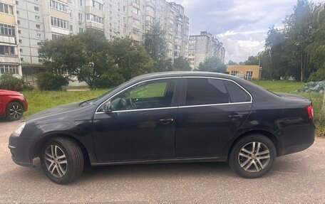 Volkswagen Jetta VI, 2009 год, 285 000 рублей, 5 фотография
