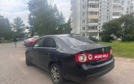 Volkswagen Jetta VI, 2009 год, 285 000 рублей, 10 фотография
