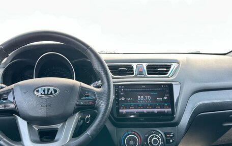 KIA Rio III рестайлинг, 2013 год, 730 000 рублей, 10 фотография