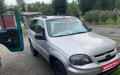 Chevrolet Niva I рестайлинг, 2012 год, 470 000 рублей, 1 фотография