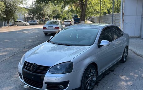 Volkswagen Jetta VI, 2009 год, 870 000 рублей, 3 фотография