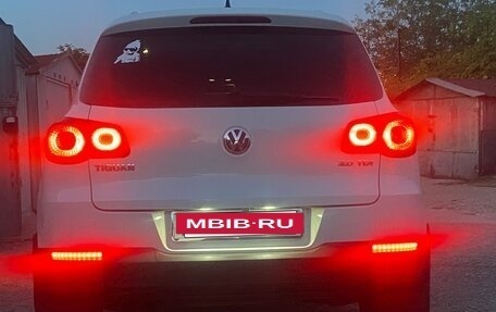Volkswagen Tiguan I, 2010 год, 2 200 000 рублей, 6 фотография