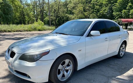 BMW 5 серия, 2005 год, 850 000 рублей, 2 фотография