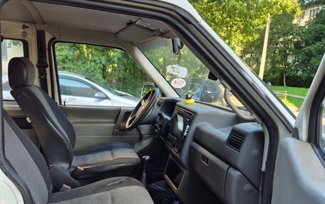 Volkswagen Transporter T4, 2000 год, 470 000 рублей, 3 фотография