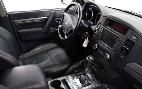 Mitsubishi Pajero IV, 2011 год, 1 929 000 рублей, 7 фотография