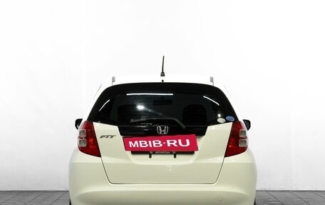 Honda Fit III, 2009 год, 789 000 рублей, 6 фотография