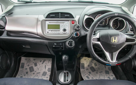 Honda Fit III, 2009 год, 699 000 рублей, 10 фотография