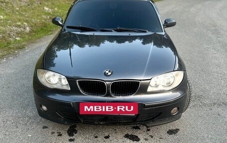 BMW 1 серия, 2005 год, 590 000 рублей, 3 фотография